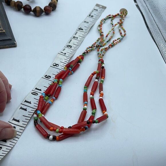 Artisan made tropical layered glass beaded necklace. - Picture 5 of 6